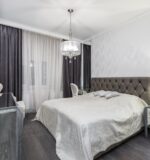 Sypialnia 9 m2 z łóżkiem 160 cm: układy, szafa, oświetlenie i koszty